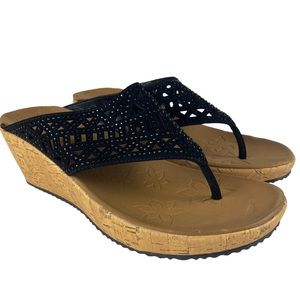 Skechers Womens Luxe Foam Wedge Heeled Thong Sandal - Size 8